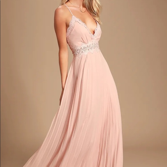 ❤️ Romantic Intentions Blush Pink Lace Pleated Backless Maxi Dress - Picture 4 of 6